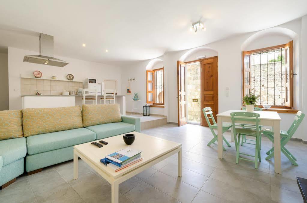 Villa Lindos Kültér fotó